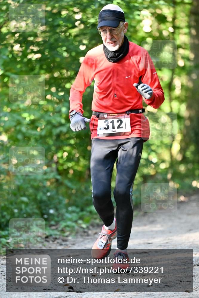 06.10.2024 - Bramfelder Halbmarathon 2024 Dr. Thomas Lammeyer http://msf.ph/oto/7339221 06.10.2024 10:31:08 Laufen 33, 312, 91 meine-sportfotos.de