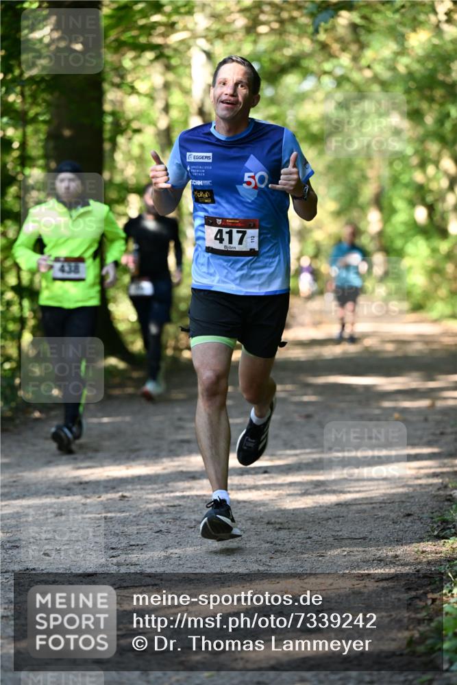 06.10.2024 - Bramfelder Halbmarathon 2024 Dr. Thomas Lammeyer http://msf.ph/oto/7339242 06.10.2024 10:31:25 Laufen 438, 50, 417 meine-sportfotos.de