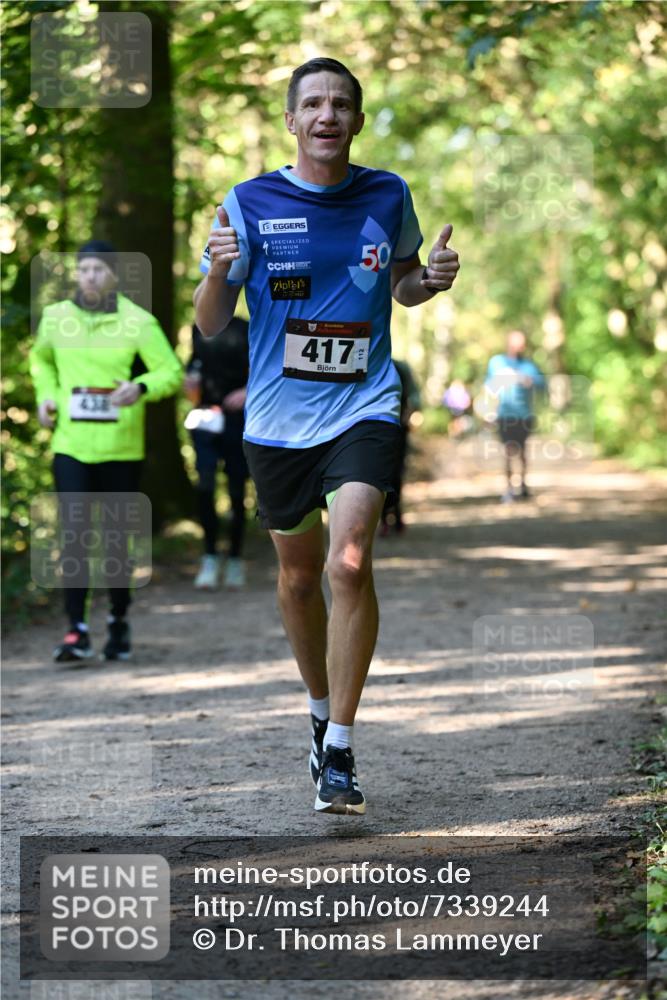 06.10.2024 - Bramfelder Halbmarathon 2024 Dr. Thomas Lammeyer http://msf.ph/oto/7339244 06.10.2024 10:31:25 Laufen 438, 50, 417, 12 meine-sportfotos.de