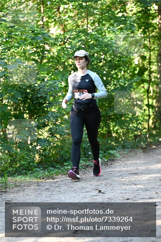 06.10.2024 - Bramfelder Halbmarathon 2024 Dr. Thomas Lammeyer http://msf.ph/oto/7339264 06.10.2024 10:31:31 Laufen 40 meine-sportfotos.de