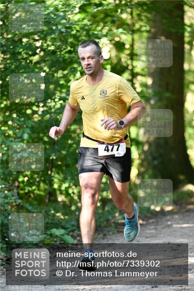 06.10.2024 - Bramfelder Halbmarathon 2024 Dr. Thomas Lammeyer http://msf.ph/oto/7339302 06.10.2024 10:31:49 Laufen 477, 26 meine-sportfotos.de