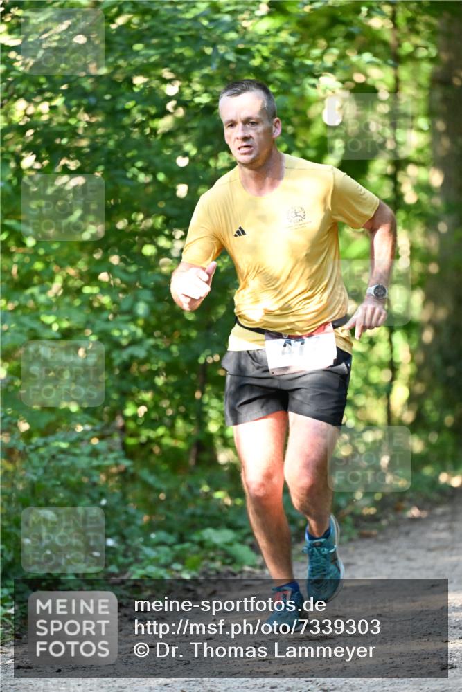 06.10.2024 - Bramfelder Halbmarathon 2024 Dr. Thomas Lammeyer http://msf.ph/oto/7339303 06.10.2024 10:31:49 Laufen  meine-sportfotos.de