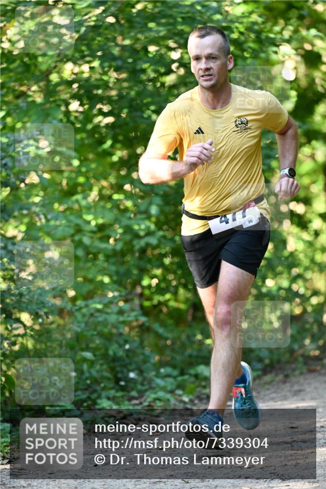 06.10.2024 - Bramfelder Halbmarathon 2024 Dr. Thomas Lammeyer http://msf.ph/oto/7339304 06.10.2024 10:31:49 Laufen 4777, 26 meine-sportfotos.de