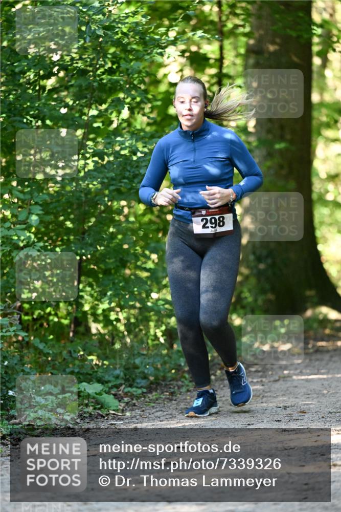 06.10.2024 - Bramfelder Halbmarathon 2024 Dr. Thomas Lammeyer http://msf.ph/oto/7339326 06.10.2024 10:32:18 Laufen 298 meine-sportfotos.de