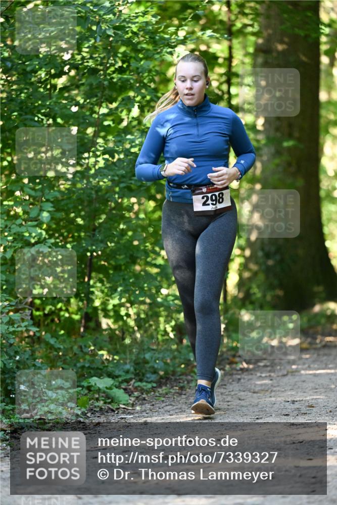 06.10.2024 - Bramfelder Halbmarathon 2024 Dr. Thomas Lammeyer http://msf.ph/oto/7339327 06.10.2024 10:32:18 Laufen 298 meine-sportfotos.de