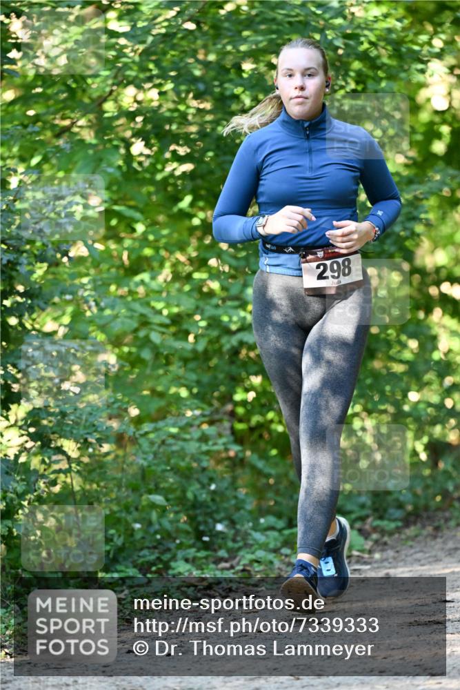 06.10.2024 - Bramfelder Halbmarathon 2024 Dr. Thomas Lammeyer http://msf.ph/oto/7339333 06.10.2024 10:32:19 Laufen 298 meine-sportfotos.de