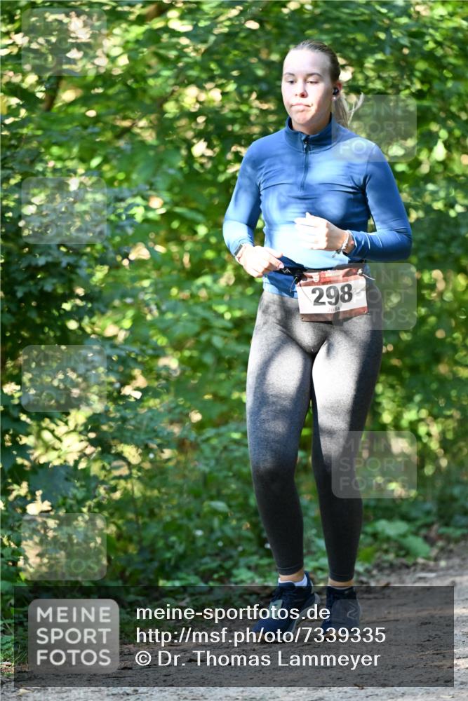 06.10.2024 - Bramfelder Halbmarathon 2024 Dr. Thomas Lammeyer http://msf.ph/oto/7339335 06.10.2024 10:32:19 Laufen 298 meine-sportfotos.de