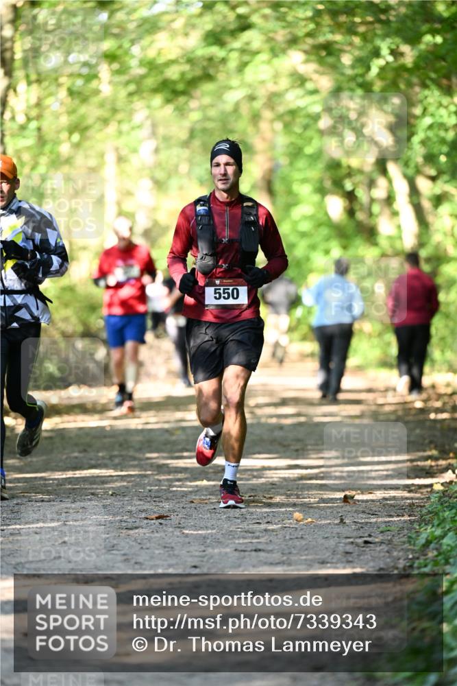 06.10.2024 - Bramfelder Halbmarathon 2024 Dr. Thomas Lammeyer http://msf.ph/oto/7339343 06.10.2024 10:32:28 Laufen 550 meine-sportfotos.de