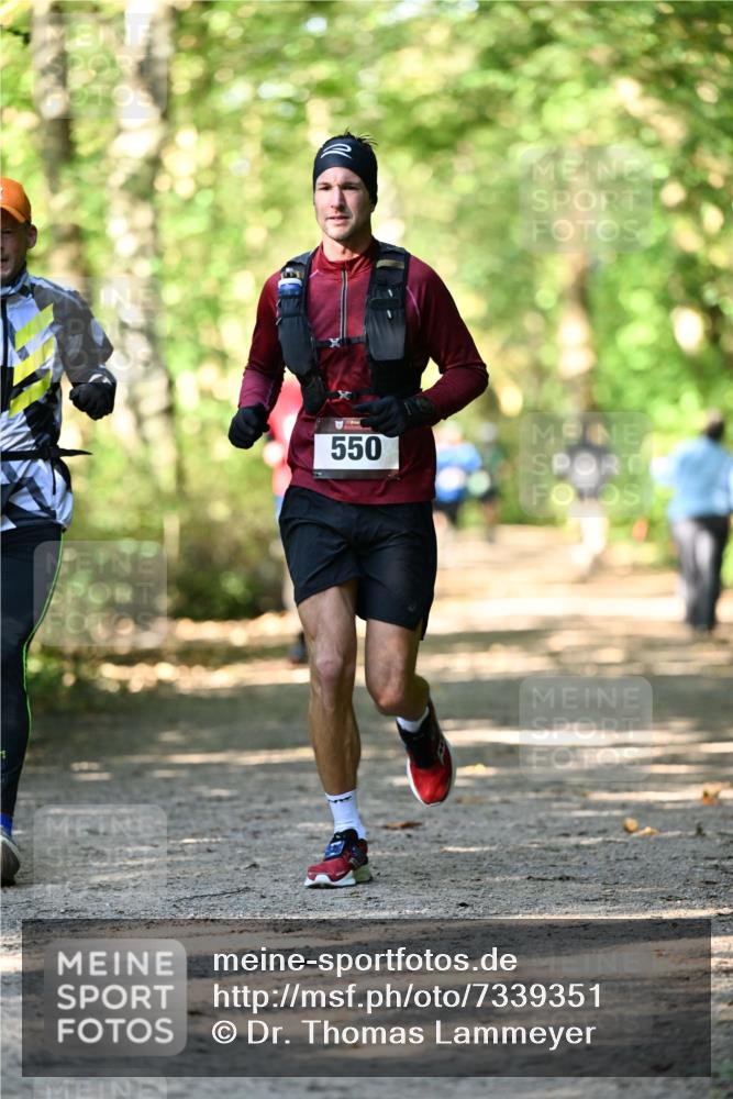 06.10.2024 - Bramfelder Halbmarathon 2024 Dr. Thomas Lammeyer http://msf.ph/oto/7339351 06.10.2024 10:32:29 Laufen 550 meine-sportfotos.de