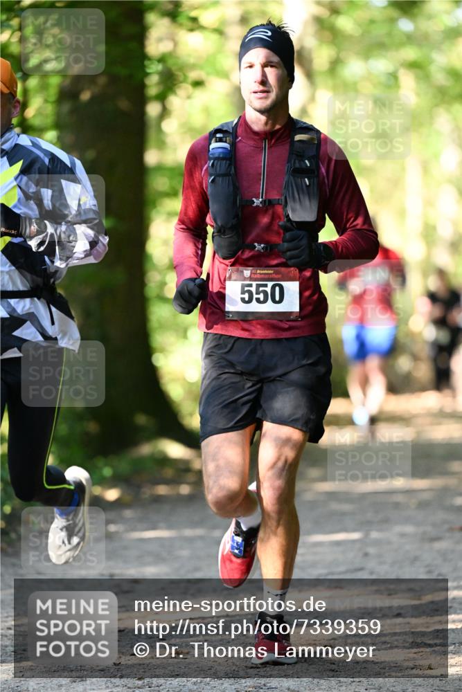 06.10.2024 - Bramfelder Halbmarathon 2024 Dr. Thomas Lammeyer http://msf.ph/oto/7339359 06.10.2024 10:32:30 Laufen 33, 550 meine-sportfotos.de