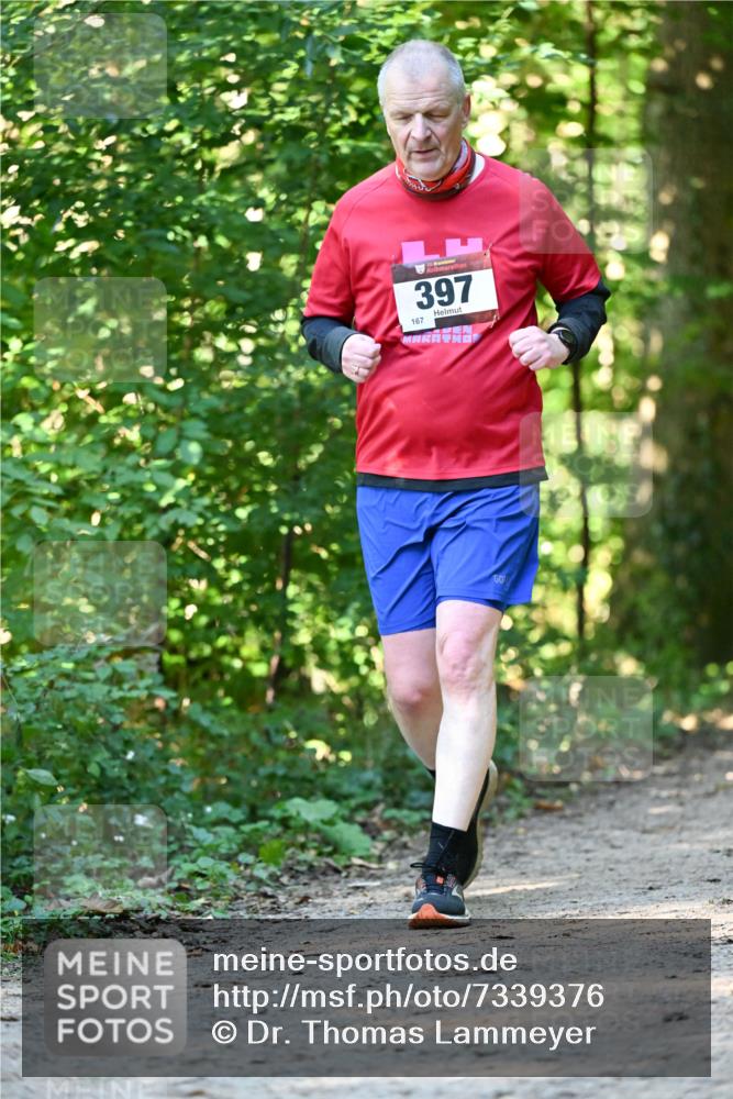 06.10.2024 - Bramfelder Halbmarathon 2024 Dr. Thomas Lammeyer http://msf.ph/oto/7339376 06.10.2024 10:32:39 Laufen 33, 397, 167 meine-sportfotos.de