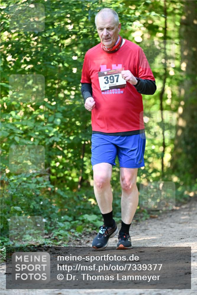 06.10.2024 - Bramfelder Halbmarathon 2024 Dr. Thomas Lammeyer http://msf.ph/oto/7339377 06.10.2024 10:32:39 Laufen 167, 397 meine-sportfotos.de