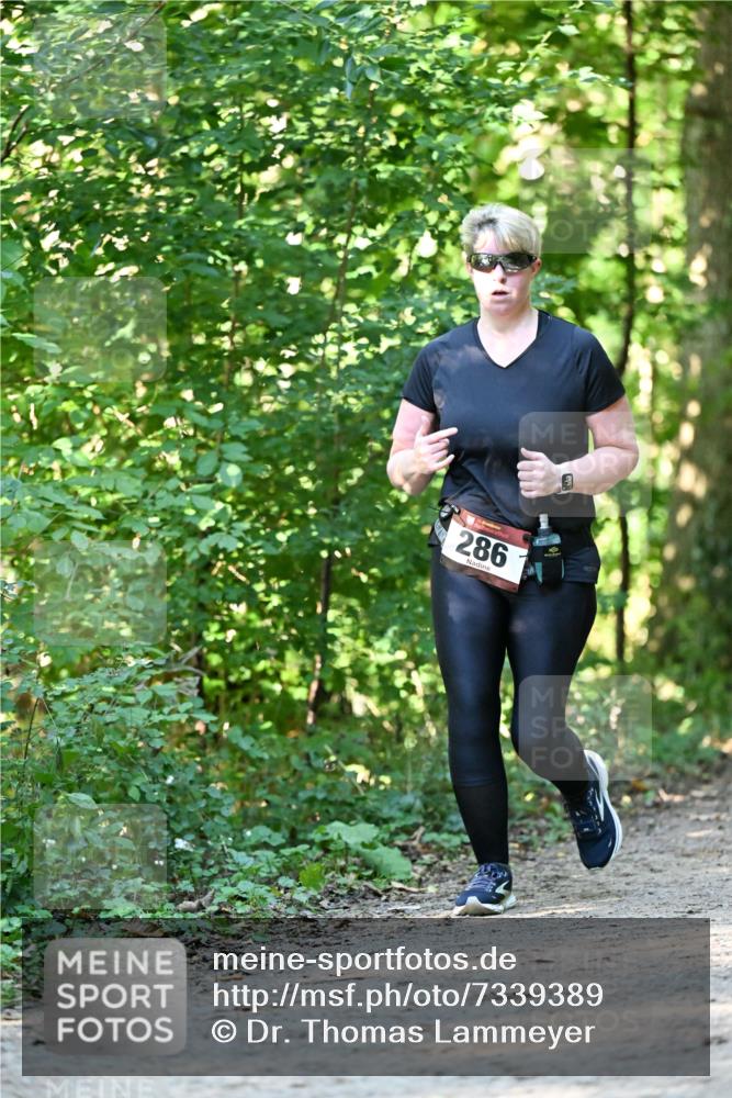 06.10.2024 - Bramfelder Halbmarathon 2024 Dr. Thomas Lammeyer http://msf.ph/oto/7339389 06.10.2024 10:32:43 Laufen 286 meine-sportfotos.de