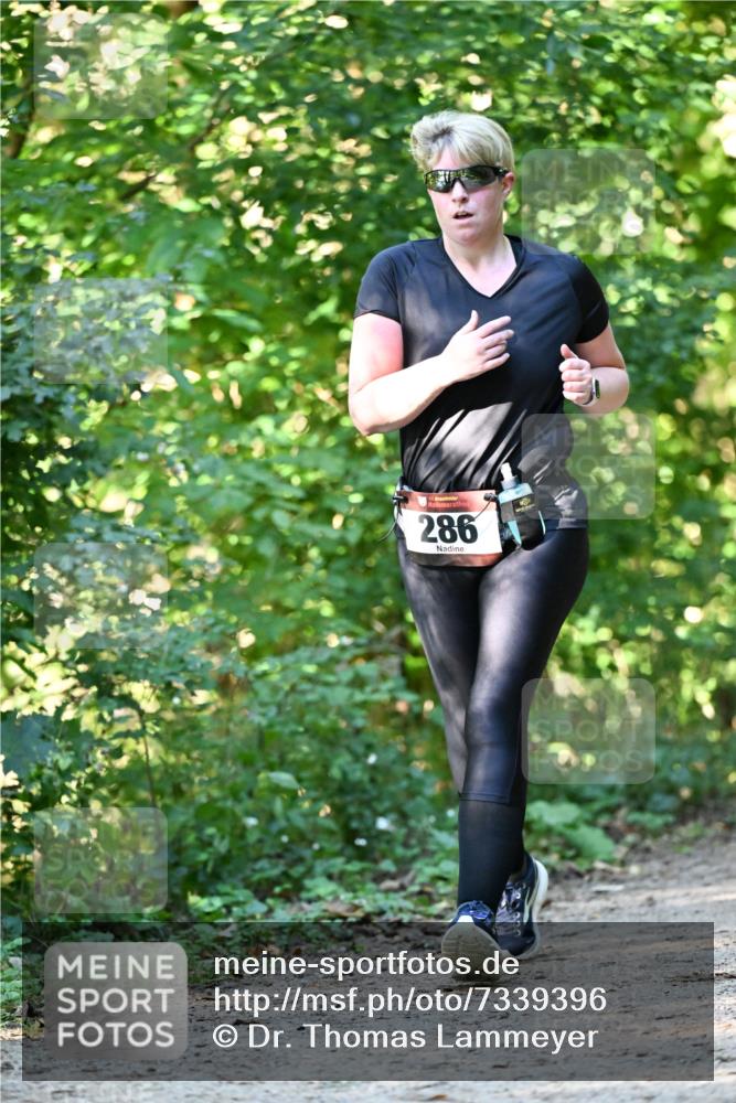 06.10.2024 - Bramfelder Halbmarathon 2024 Dr. Thomas Lammeyer http://msf.ph/oto/7339396 06.10.2024 10:32:44 Laufen 286 meine-sportfotos.de