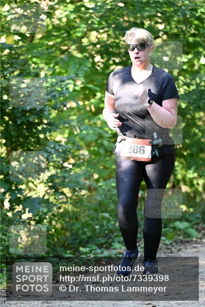 06.10.2024 - Bramfelder Halbmarathon 2024 Dr. Thomas Lammeyer http://msf.ph/oto/7339398 06.10.2024 10:32:44 Laufen 286 meine-sportfotos.de