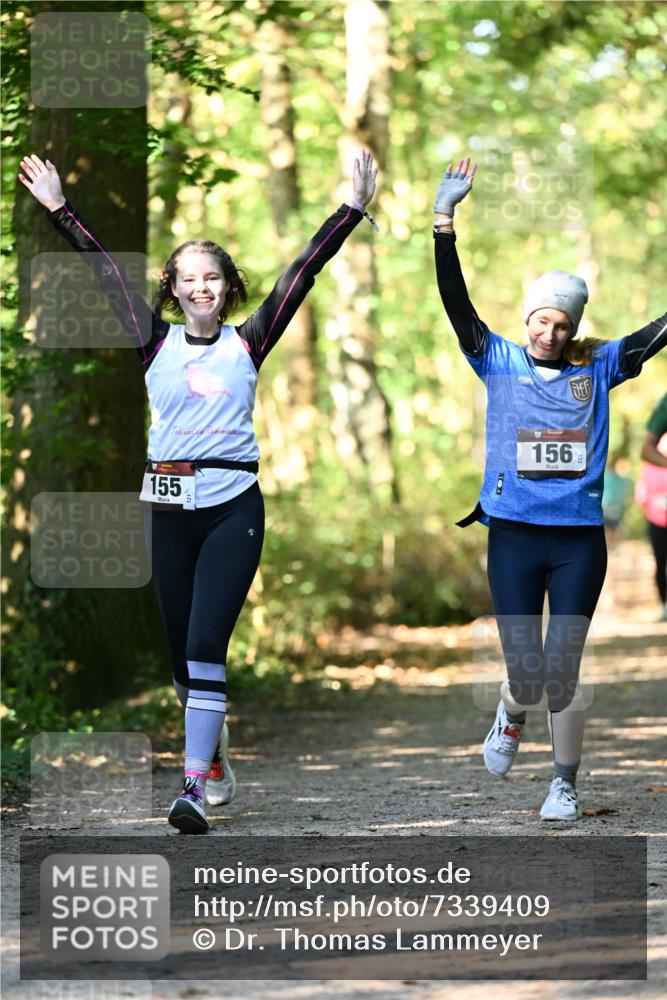 06.10.2024 - Bramfelder Halbmarathon 2024 Dr. Thomas Lammeyer http://msf.ph/oto/7339409 06.10.2024 10:32:54 Laufen 156, 155 meine-sportfotos.de
