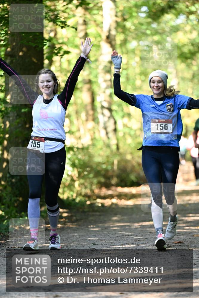 06.10.2024 - Bramfelder Halbmarathon 2024 Dr. Thomas Lammeyer http://msf.ph/oto/7339411 06.10.2024 10:32:54 Laufen 156, 155 meine-sportfotos.de