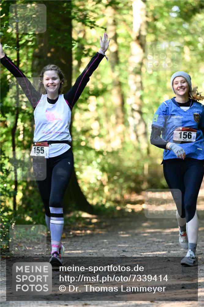 06.10.2024 - Bramfelder Halbmarathon 2024 Dr. Thomas Lammeyer http://msf.ph/oto/7339414 06.10.2024 10:32:54 Laufen 155, 121, 156 meine-sportfotos.de