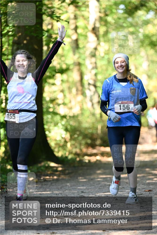 06.10.2024 - Bramfelder Halbmarathon 2024 Dr. Thomas Lammeyer http://msf.ph/oto/7339415 06.10.2024 10:32:54 Laufen 155, 156 meine-sportfotos.de