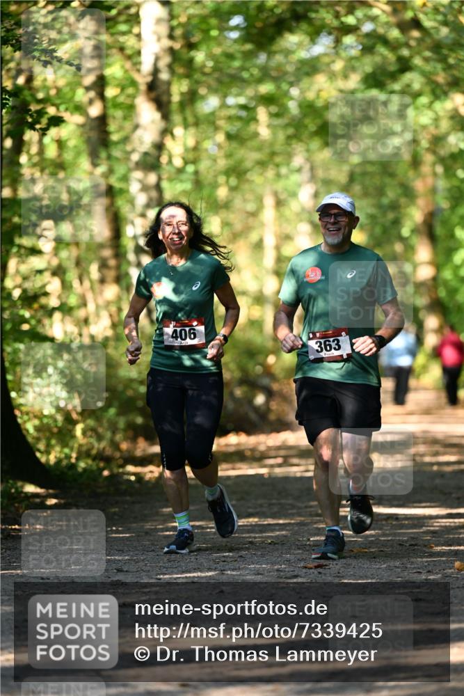 06.10.2024 - Bramfelder Halbmarathon 2024 Dr. Thomas Lammeyer http://msf.ph/oto/7339425 06.10.2024 10:32:57 Laufen 406, 363 meine-sportfotos.de