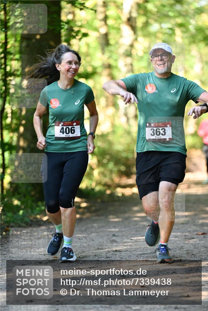 06.10.2024 - Bramfelder Halbmarathon 2024 Dr. Thomas Lammeyer http://msf.ph/oto/7339438 06.10.2024 10:32:59 Laufen 406, 33, 363 meine-sportfotos.de