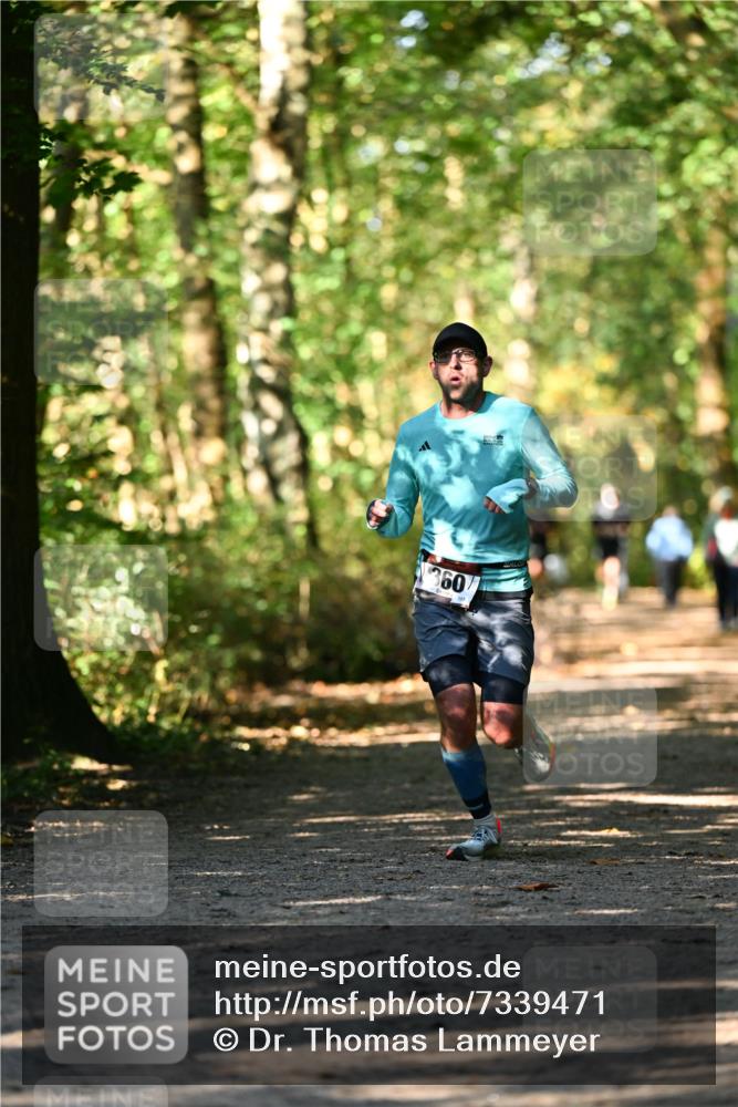 06.10.2024 - Bramfelder Halbmarathon 2024 Dr. Thomas Lammeyer http://msf.ph/oto/7339471 06.10.2024 10:33:11 Laufen 360 meine-sportfotos.de