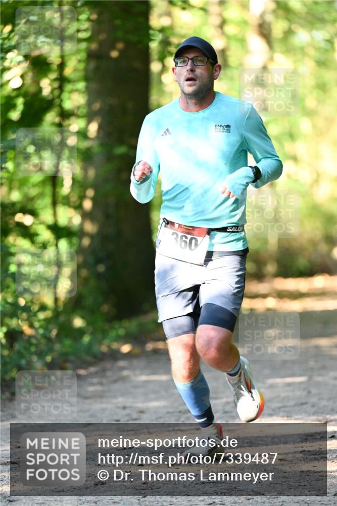 06.10.2024 - Bramfelder Halbmarathon 2024 Dr. Thomas Lammeyer http://msf.ph/oto/7339487 06.10.2024 10:33:13 Laufen 360 meine-sportfotos.de