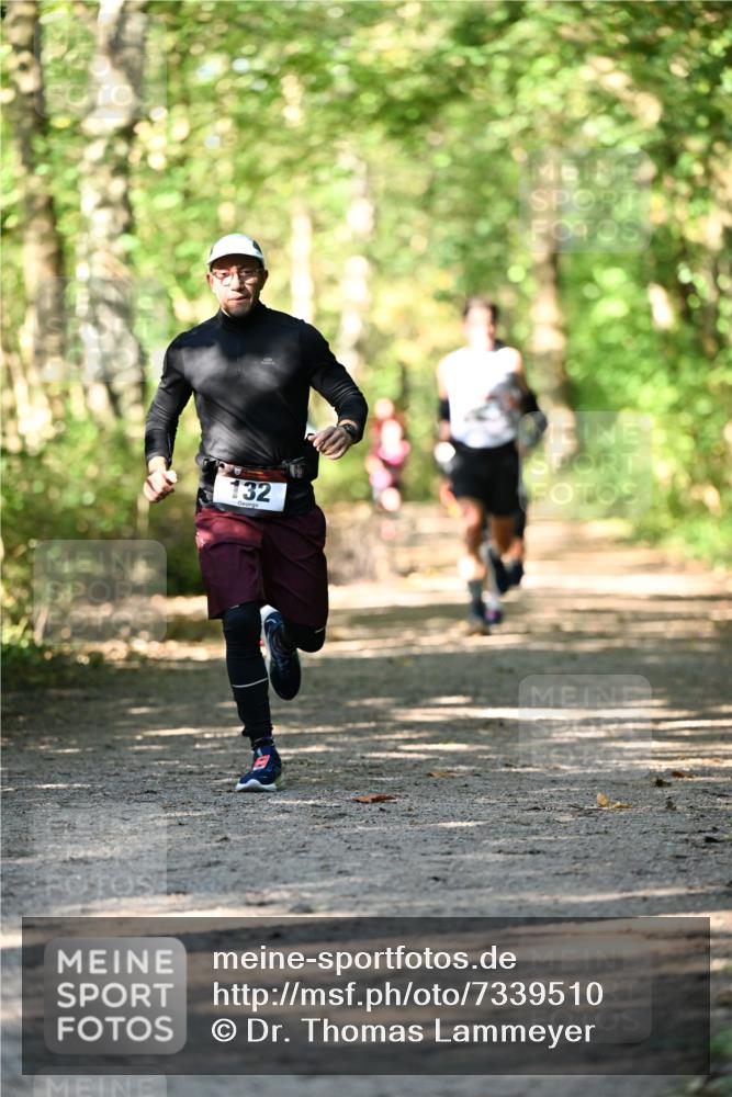 06.10.2024 - Bramfelder Halbmarathon 2024 Dr. Thomas Lammeyer http://msf.ph/oto/7339510 06.10.2024 10:34:21 Laufen 132 meine-sportfotos.de