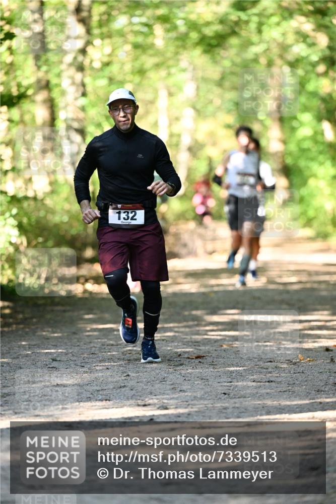 06.10.2024 - Bramfelder Halbmarathon 2024 Dr. Thomas Lammeyer http://msf.ph/oto/7339513 06.10.2024 10:34:21 Laufen 132 meine-sportfotos.de