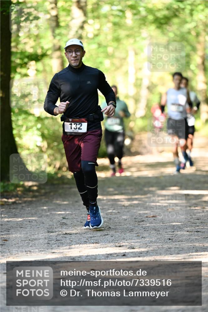 06.10.2024 - Bramfelder Halbmarathon 2024 Dr. Thomas Lammeyer http://msf.ph/oto/7339516 06.10.2024 10:34:22 Laufen 132 meine-sportfotos.de