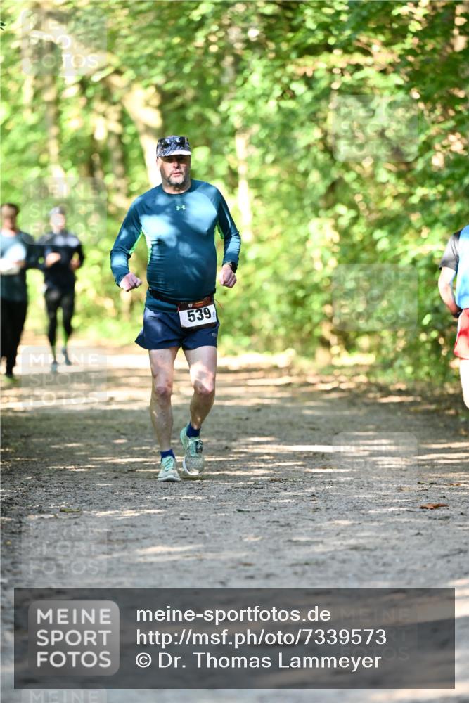 06.10.2024 - Bramfelder Halbmarathon 2024 Dr. Thomas Lammeyer http://msf.ph/oto/7339573 06.10.2024 10:35:23 Laufen 539 meine-sportfotos.de