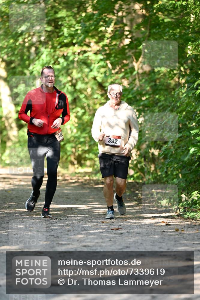 06.10.2024 - Bramfelder Halbmarathon 2024 Dr. Thomas Lammeyer http://msf.ph/oto/7339619 06.10.2024 10:36:04 Laufen 38, 392 meine-sportfotos.de