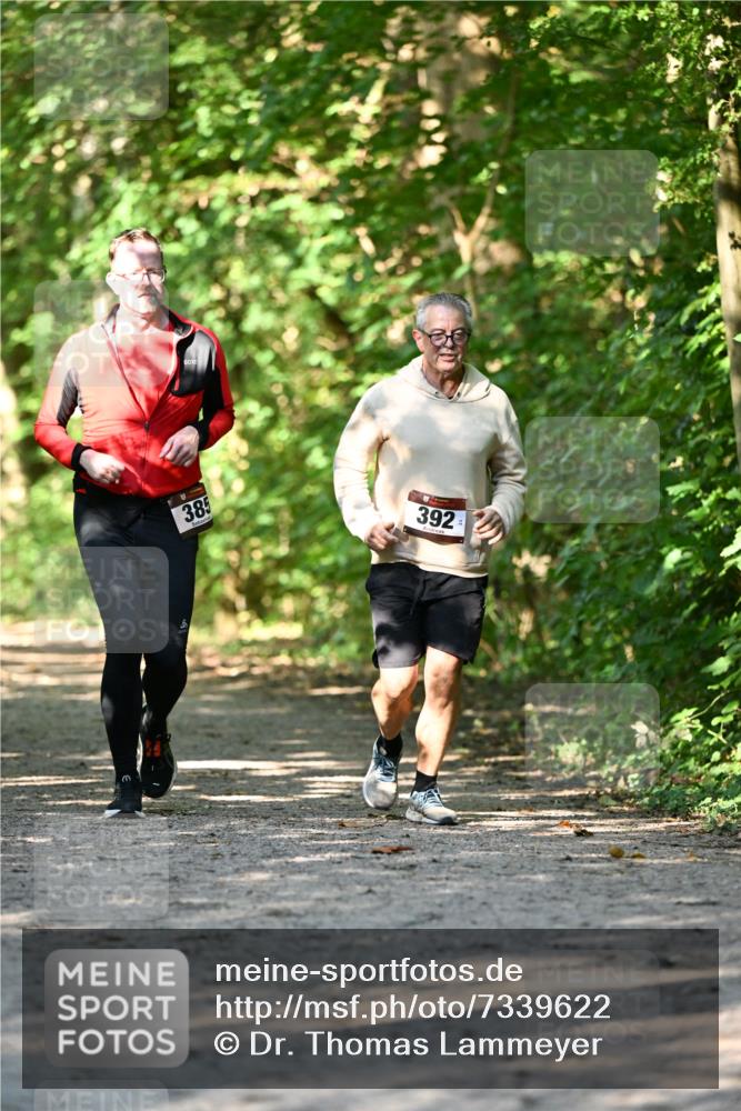 06.10.2024 - Bramfelder Halbmarathon 2024 Dr. Thomas Lammeyer http://msf.ph/oto/7339622 06.10.2024 10:36:04 Laufen 385, 3922 meine-sportfotos.de