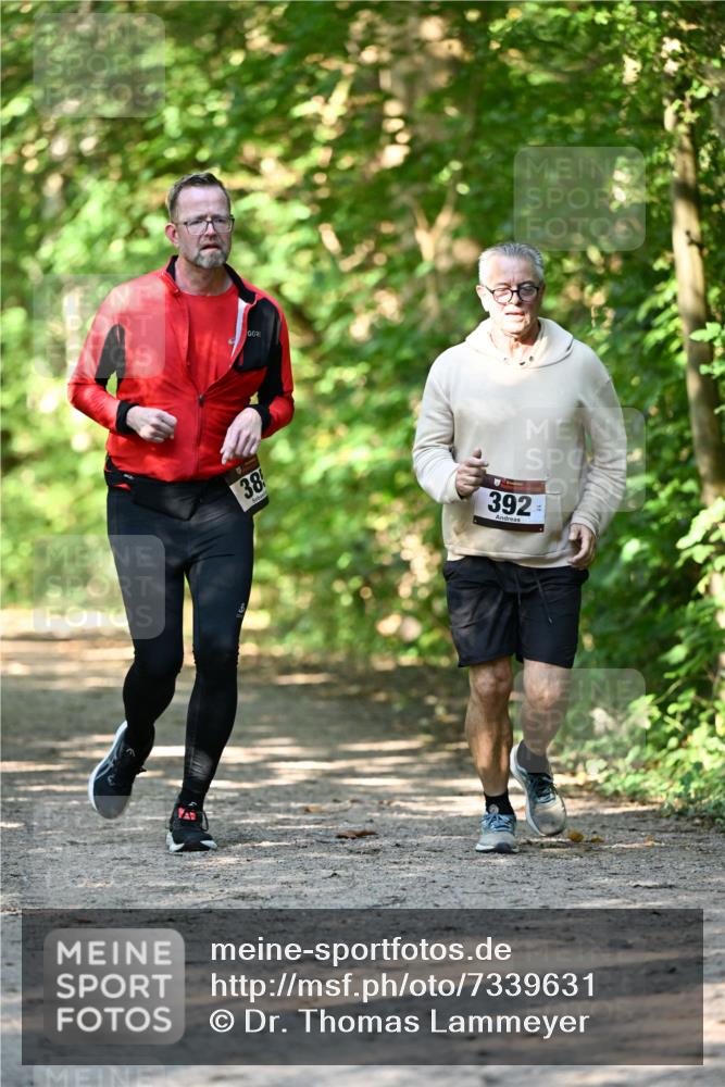 06.10.2024 - Bramfelder Halbmarathon 2024 Dr. Thomas Lammeyer http://msf.ph/oto/7339631 06.10.2024 10:36:05 Laufen 38, 392 meine-sportfotos.de