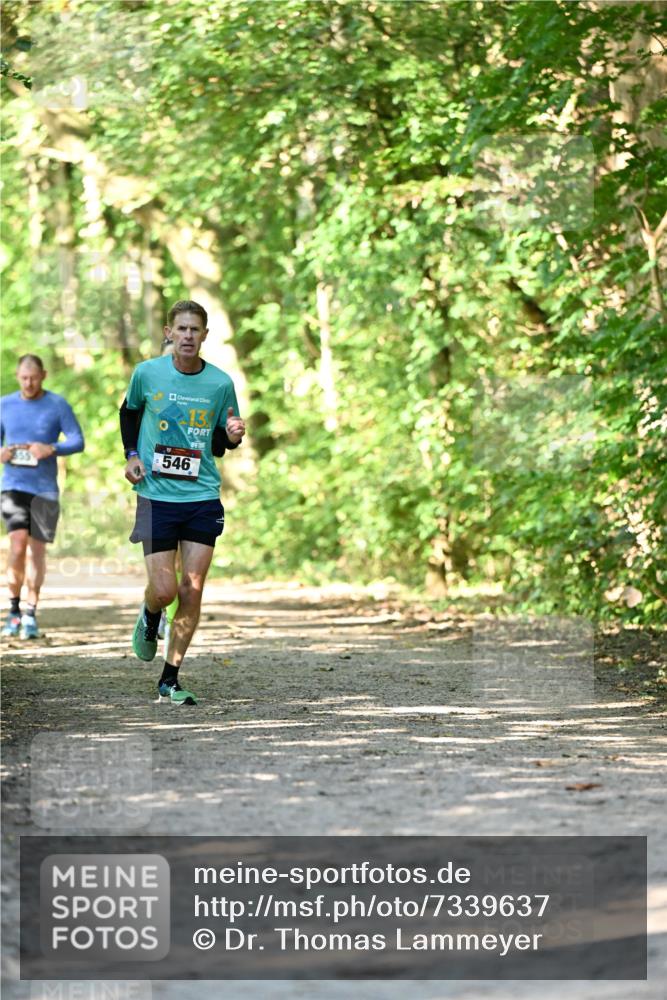 06.10.2024 - Bramfelder Halbmarathon 2024 Dr. Thomas Lammeyer http://msf.ph/oto/7339637 06.10.2024 10:36:14 Laufen 13, 546 meine-sportfotos.de