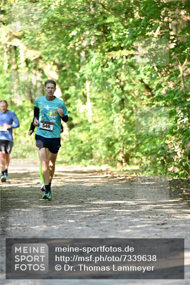 06.10.2024 - Bramfelder Halbmarathon 2024 Dr. Thomas Lammeyer http://msf.ph/oto/7339638 06.10.2024 10:36:14 Laufen 55, 546 meine-sportfotos.de