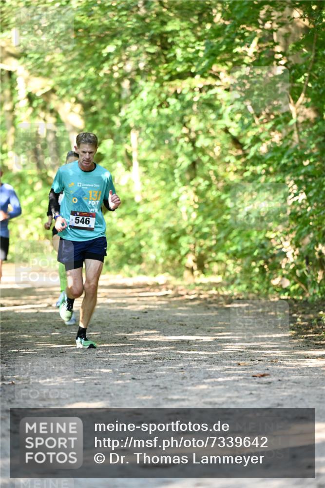 06.10.2024 - Bramfelder Halbmarathon 2024 Dr. Thomas Lammeyer http://msf.ph/oto/7339642 06.10.2024 10:36:15 Laufen 131, 546 meine-sportfotos.de