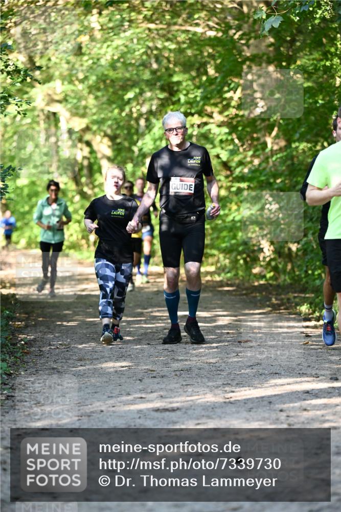 06.10.2024 - Bramfelder Halbmarathon 2024 Dr. Thomas Lammeyer http://msf.ph/oto/7339730 06.10.2024 10:36:49 Laufen  meine-sportfotos.de