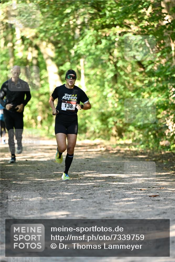 06.10.2024 - Bramfelder Halbmarathon 2024 Dr. Thomas Lammeyer http://msf.ph/oto/7339759 06.10.2024 10:37:15 Laufen 138 meine-sportfotos.de