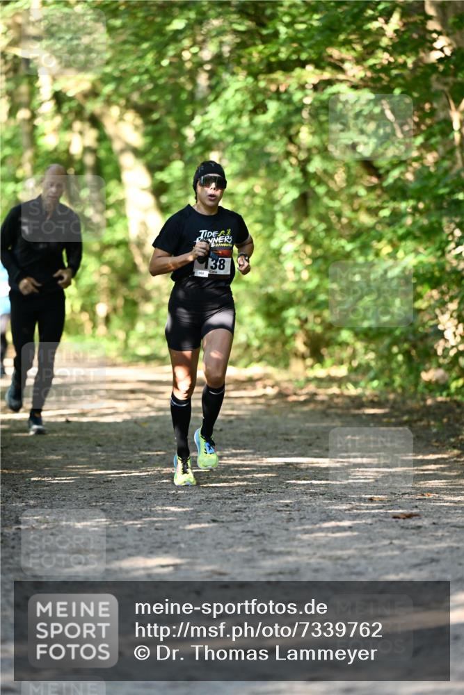 06.10.2024 - Bramfelder Halbmarathon 2024 Dr. Thomas Lammeyer http://msf.ph/oto/7339762 06.10.2024 10:37:16 Laufen 138, 102 meine-sportfotos.de