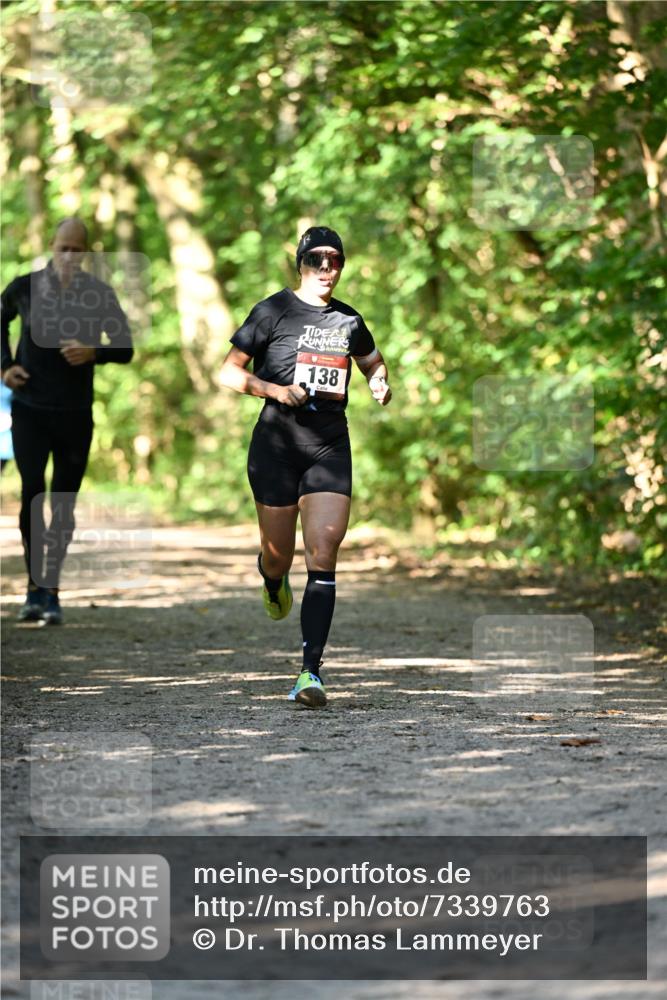 06.10.2024 - Bramfelder Halbmarathon 2024 Dr. Thomas Lammeyer http://msf.ph/oto/7339763 06.10.2024 10:37:16 Laufen 138 meine-sportfotos.de
