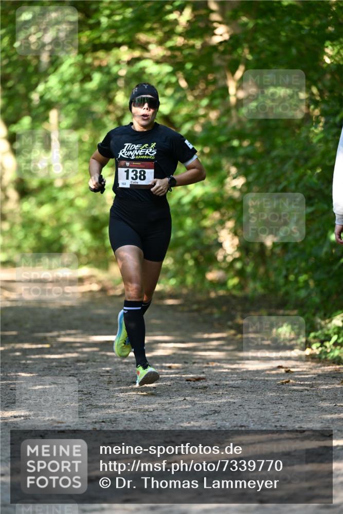 06.10.2024 - Bramfelder Halbmarathon 2024 Dr. Thomas Lammeyer http://msf.ph/oto/7339770 06.10.2024 10:37:17 Laufen 102, 138 meine-sportfotos.de