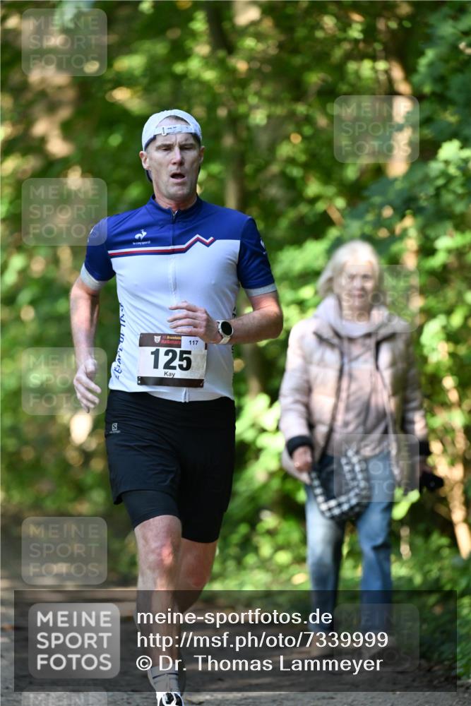 06.10.2024 - Bramfelder Halbmarathon 2024 Dr. Thomas Lammeyer http://msf.ph/oto/7339999 06.10.2024 10:41:04 Laufen 3, 125, 117 meine-sportfotos.de