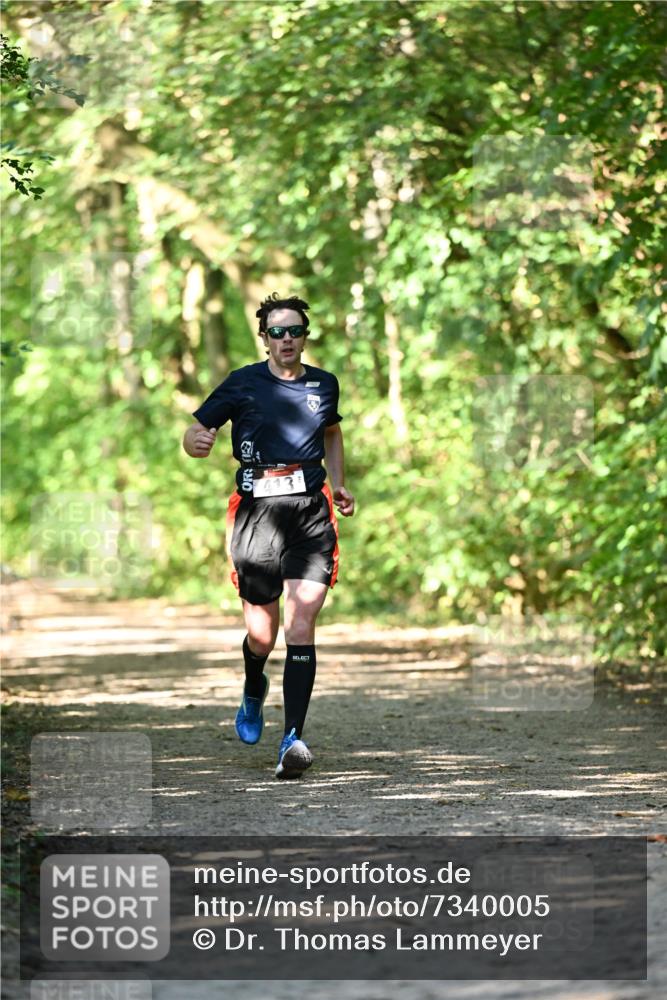 06.10.2024 - Bramfelder Halbmarathon 2024 Dr. Thomas Lammeyer http://msf.ph/oto/7340005 06.10.2024 10:41:06 Laufen 114 meine-sportfotos.de