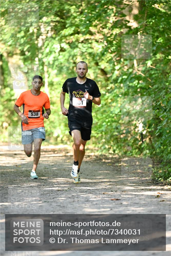 06.10.2024 - Bramfelder Halbmarathon 2024 Dr. Thomas Lammeyer http://msf.ph/oto/7340031 06.10.2024 10:41:27 Laufen 538, 00000, 0000, 51 meine-sportfotos.de