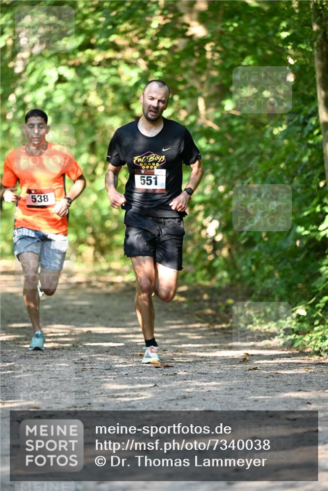 06.10.2024 - Bramfelder Halbmarathon 2024 Dr. Thomas Lammeyer http://msf.ph/oto/7340038 06.10.2024 10:41:27 Laufen 538, 00000, 551, 188 meine-sportfotos.de