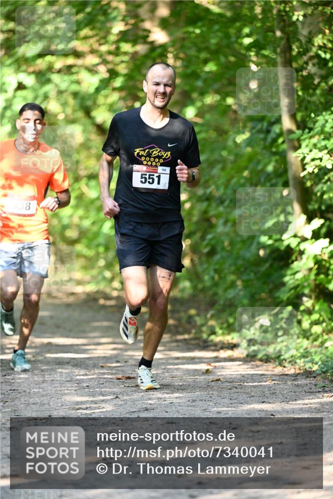06.10.2024 - Bramfelder Halbmarathon 2024 Dr. Thomas Lammeyer http://msf.ph/oto/7340041 06.10.2024 10:41:28 Laufen 538, 00000, 0, 000, 551, 188 meine-sportfotos.de