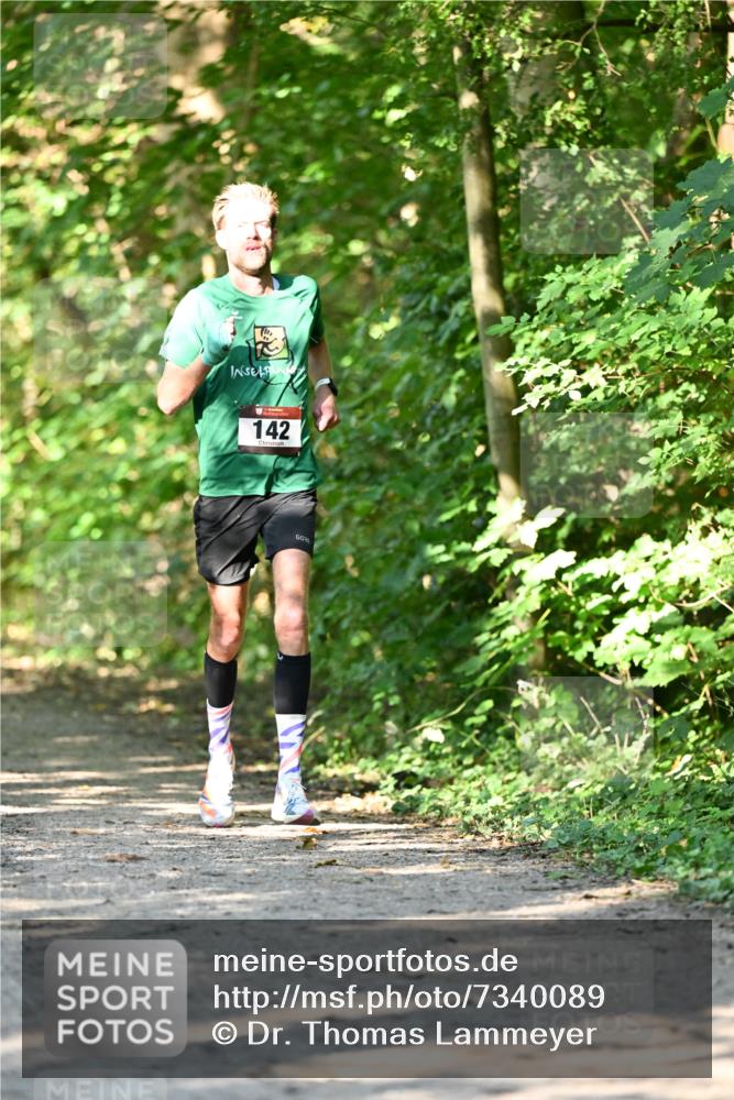 06.10.2024 - Bramfelder Halbmarathon 2024 Dr. Thomas Lammeyer http://msf.ph/oto/7340089 06.10.2024 10:41:41 Laufen 142 meine-sportfotos.de