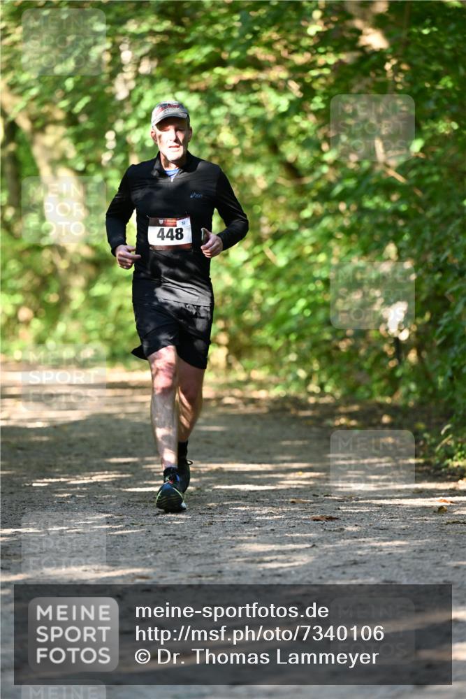 06.10.2024 - Bramfelder Halbmarathon 2024 Dr. Thomas Lammeyer http://msf.ph/oto/7340106 06.10.2024 10:41:44 Laufen 448, 32 meine-sportfotos.de