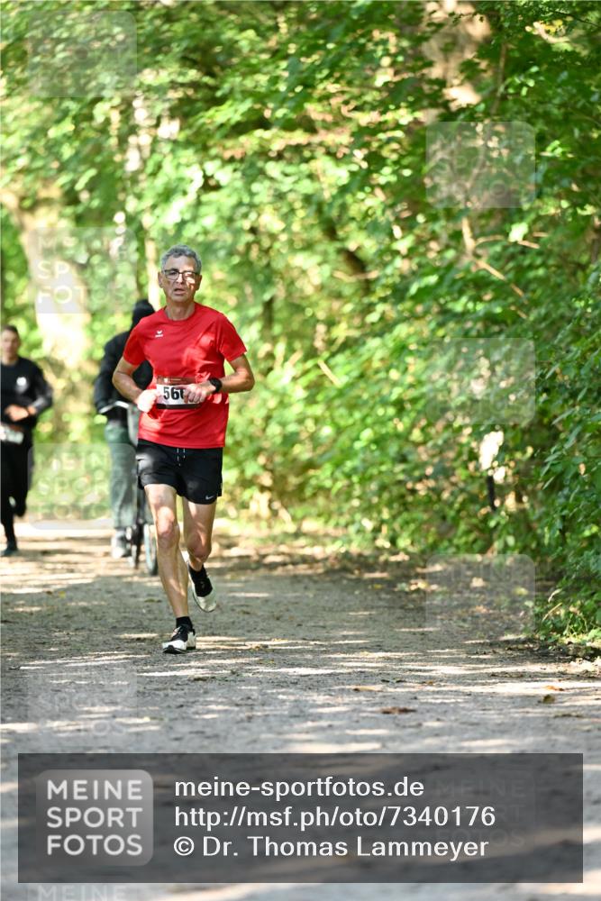06.10.2024 - Bramfelder Halbmarathon 2024 Dr. Thomas Lammeyer http://msf.ph/oto/7340176 06.10.2024 10:42:04 Laufen 56 meine-sportfotos.de